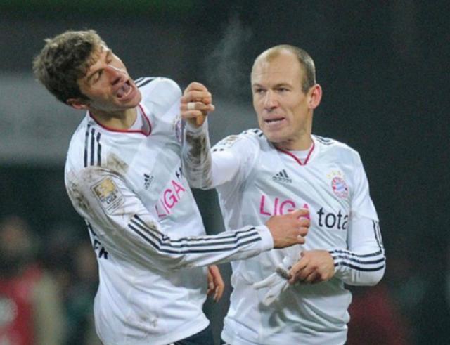 1681353006895024199.jpg 1681352484049.jpg