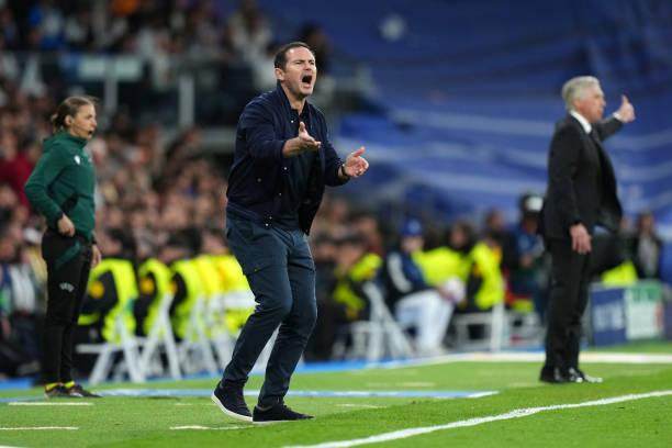 10次被射正丢2球少输当赢？师徒战兰8一合就被看穿